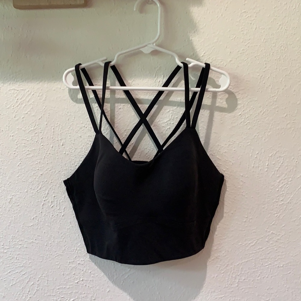 Lululemon like a cloud bra